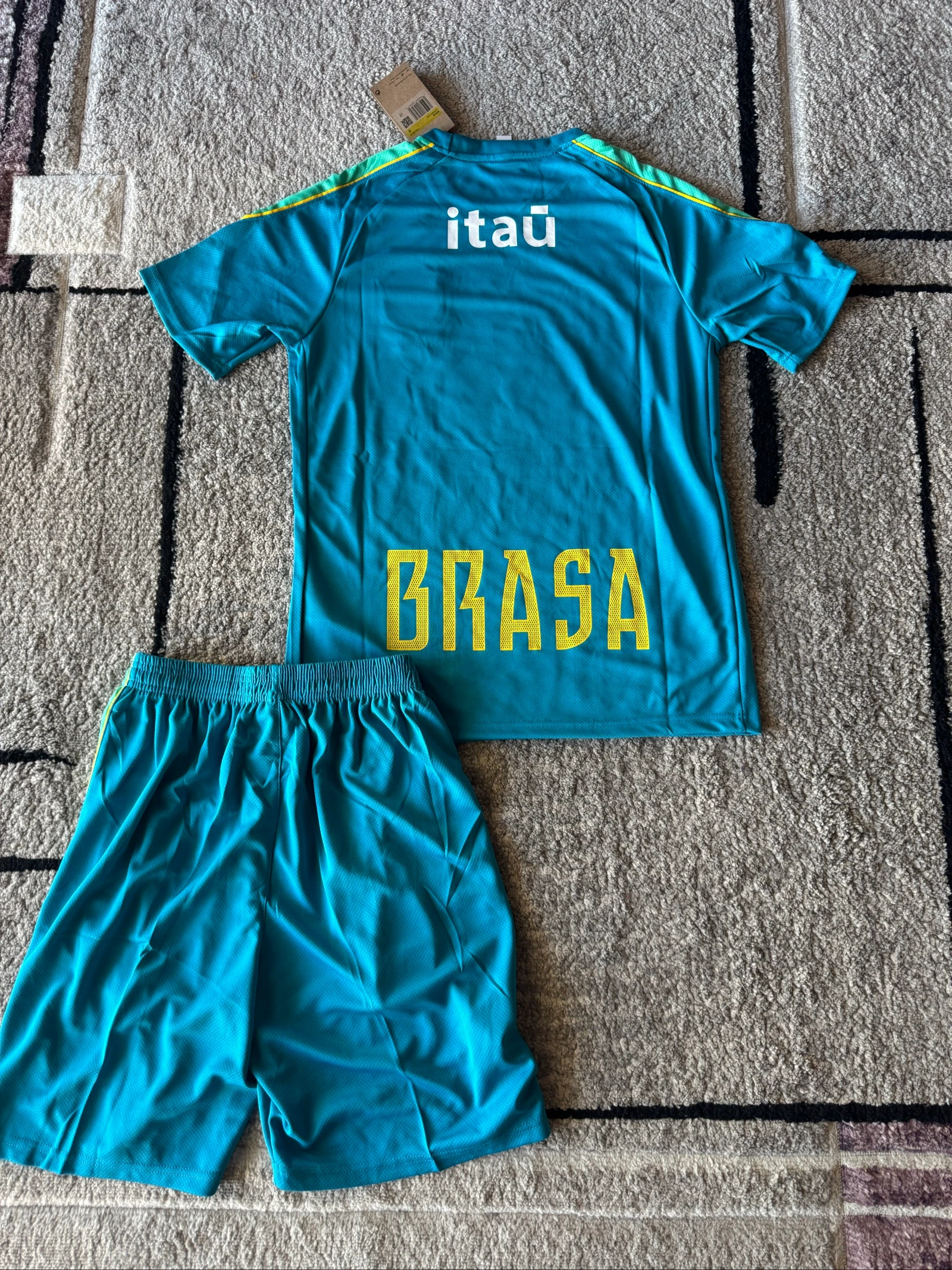 Ensemble d'entraînement Brésil Bleu et Jaune (Sponsor Guaraná Antártica) – photo 4